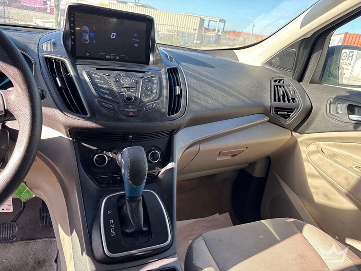 2014-ford-escape-image-13