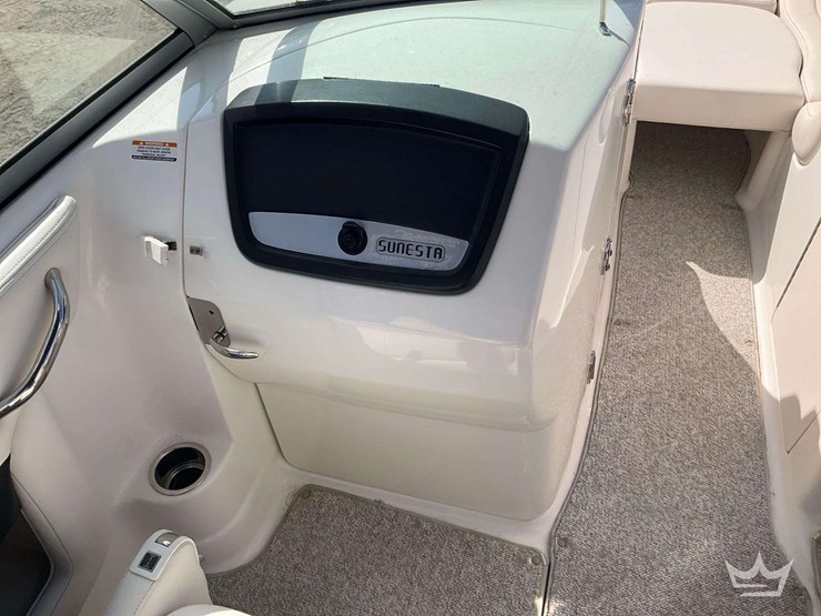 2012-chaparral-sunesta-boat-with-20ft.-t/a-continental-boat-trailer-image-22