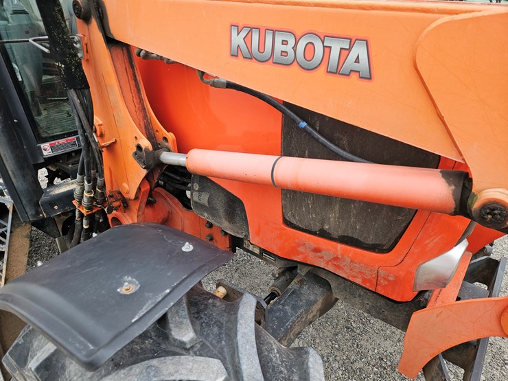 kubota-m135gx-image-8