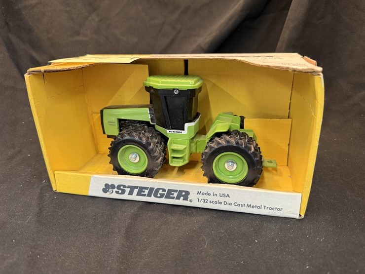 scale-models-steiger-puma-1000-image-1