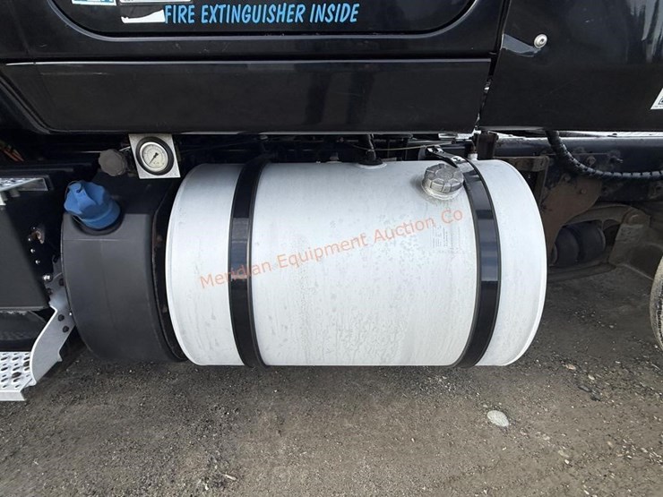 international-prostar-image-36