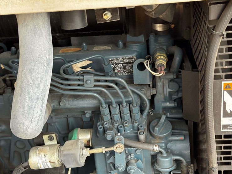 lincoln-electric-vantage-300-image-30