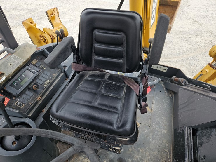 john-deere-310d-image-10