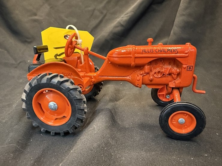 scale-models-allis-chalmers-b-image-4