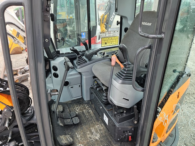 develon-dx42-7-image-9