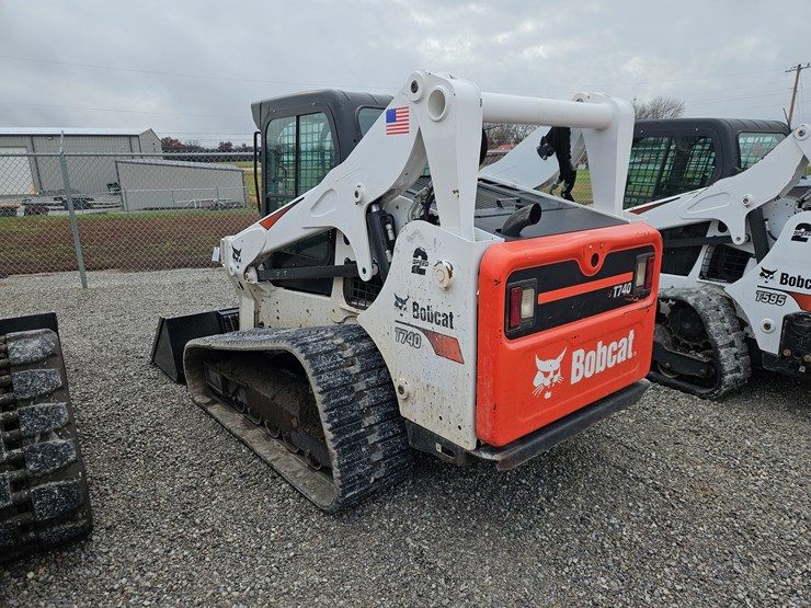 bobcat-t740-image-18