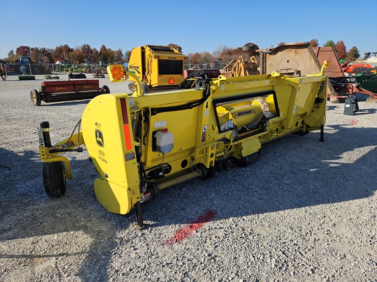 2019-john-deere-659-image-8