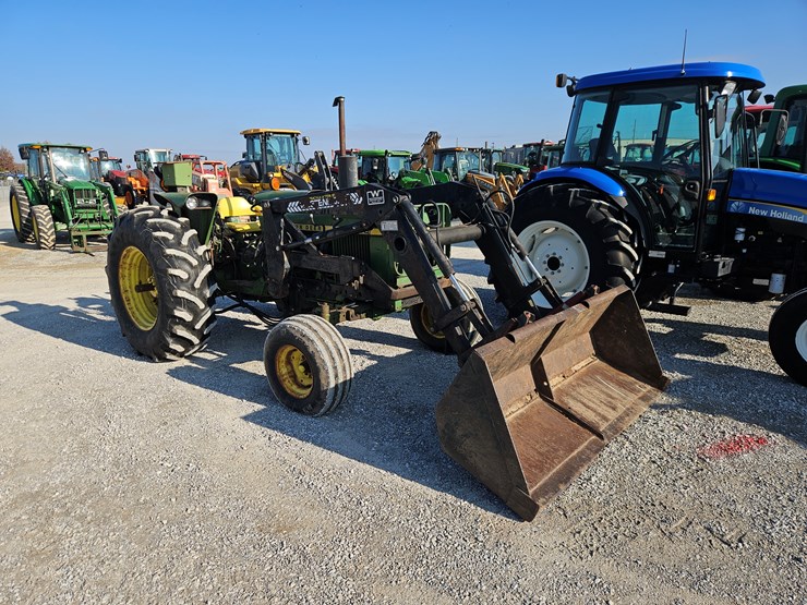 john-deere-2640-image-1