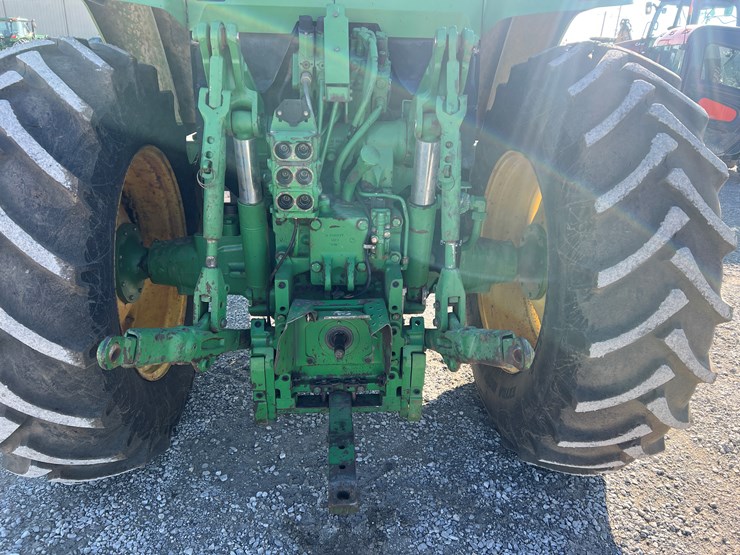 john-deere-7210-image-8