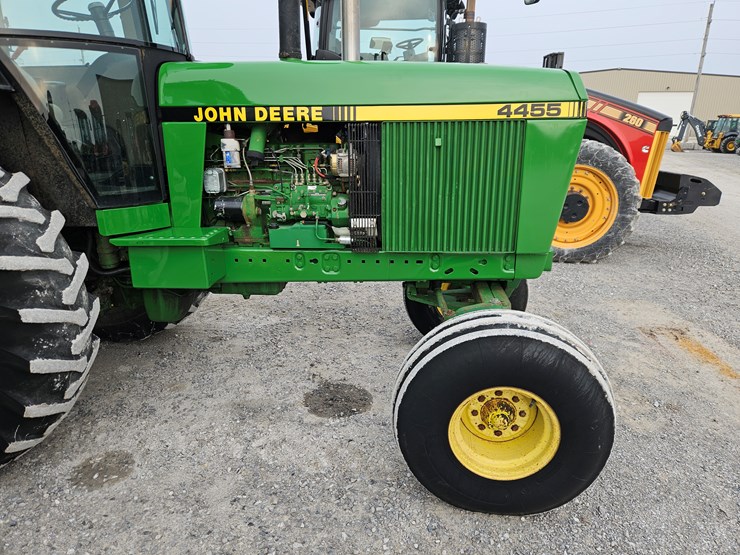 john-deere-4455-image-3