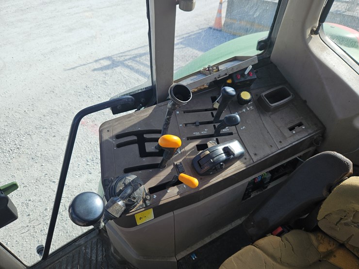 john-deere-6615-image-18