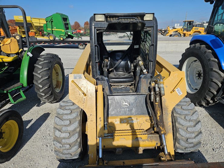 2006-john-deere-328-image-4