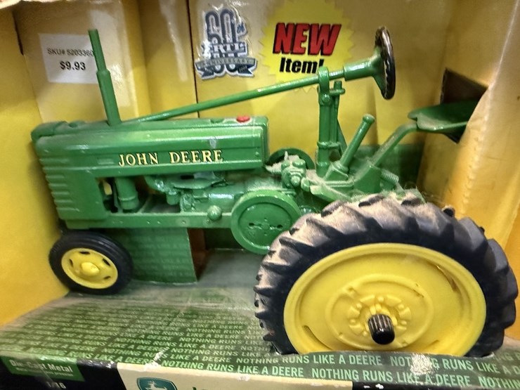 ertl-john-deere-model-h-image-4