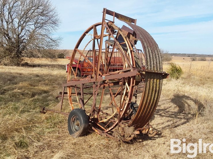 welch-ferris-wheel-bale-loader-image-7