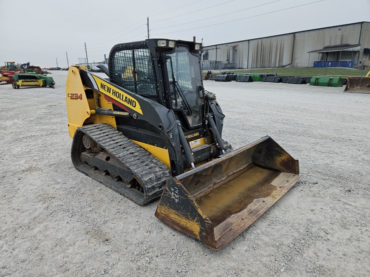 new-holland-c234-image-1