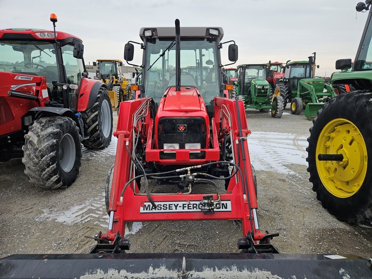 massey-ferguson-4253-image-4