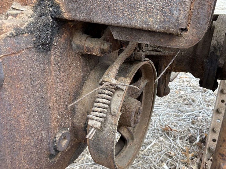 mccormick-deering-wk-40-parts-tractor-image-46