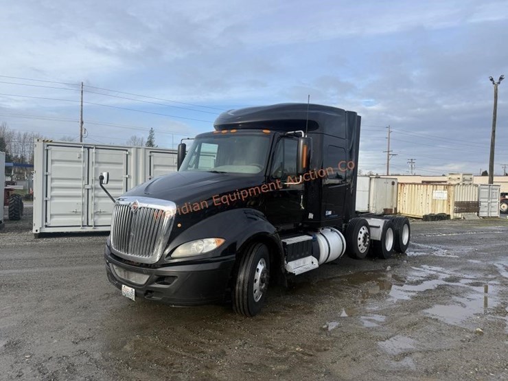 2017-international-prostar-image-2