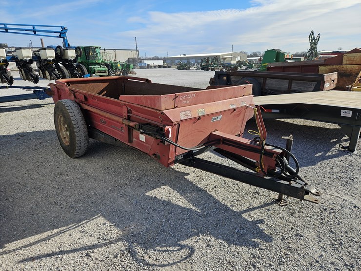 case-ih-550-image-11