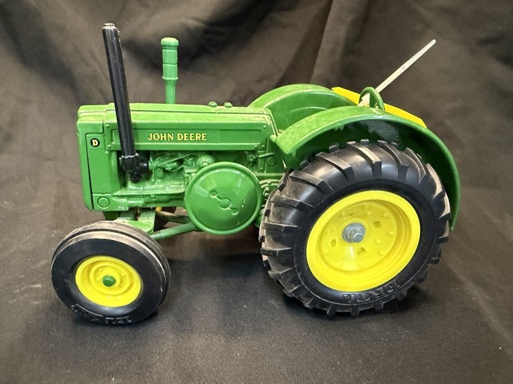ertl-john-deere-d-image-3