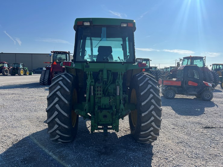john-deere-7210-image-7