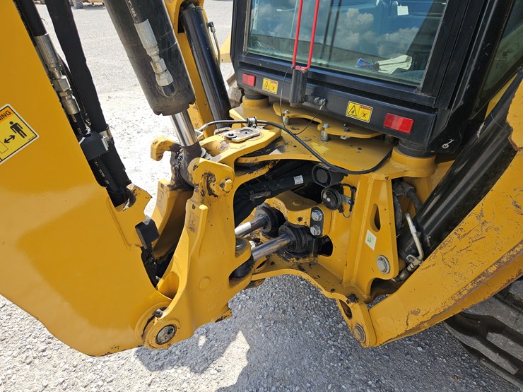 #203035-•-2021-caterpillar-416st-backhoe-image-23