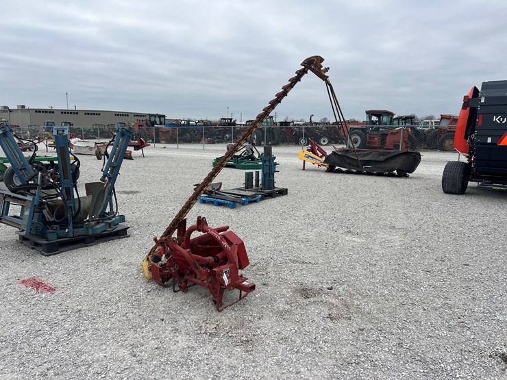 new-holland-451-image-1