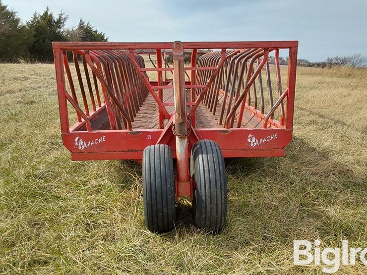 apache-wfw24a2-24'-feeder-wagon-image-2