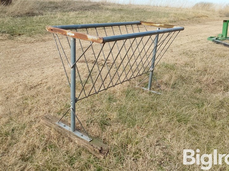 calf-/-sheep-hay-feeder-image-1