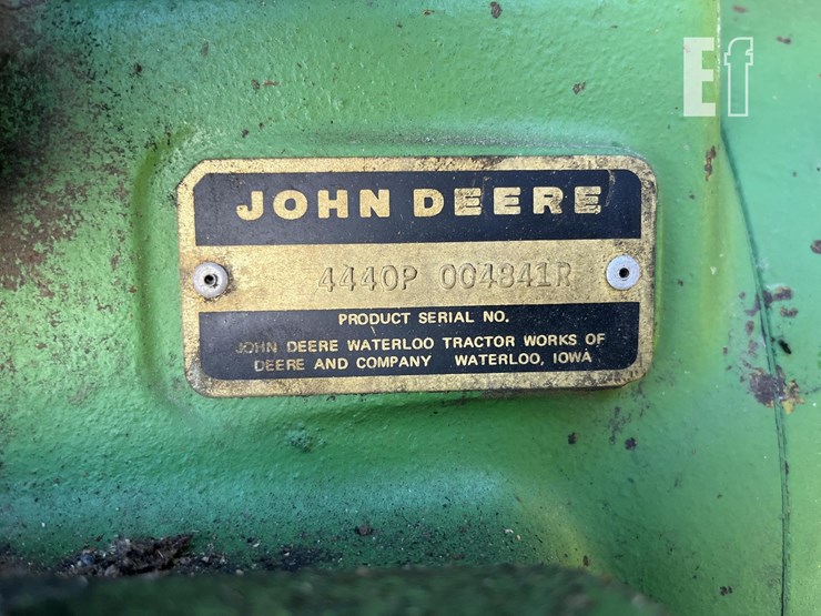 john-deere-4440-image-26