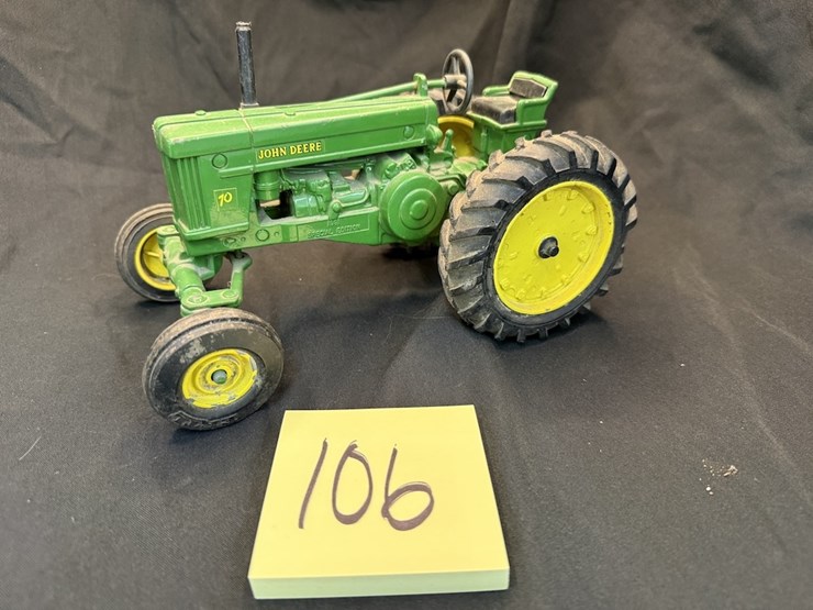 ertl-john-deere-70-image-1