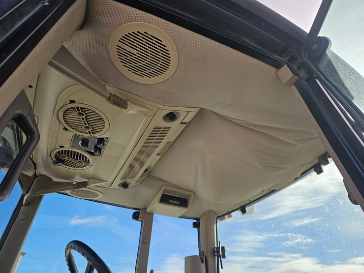 john-deere-6615-image-15