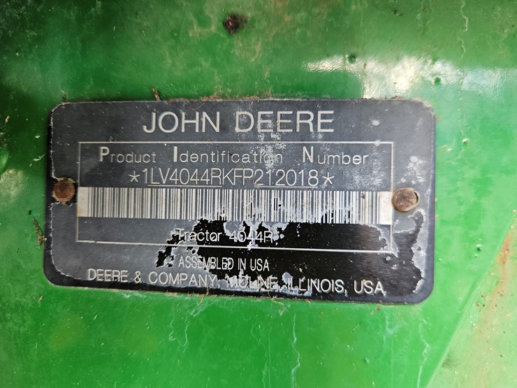 john-deere-4044r-image-20