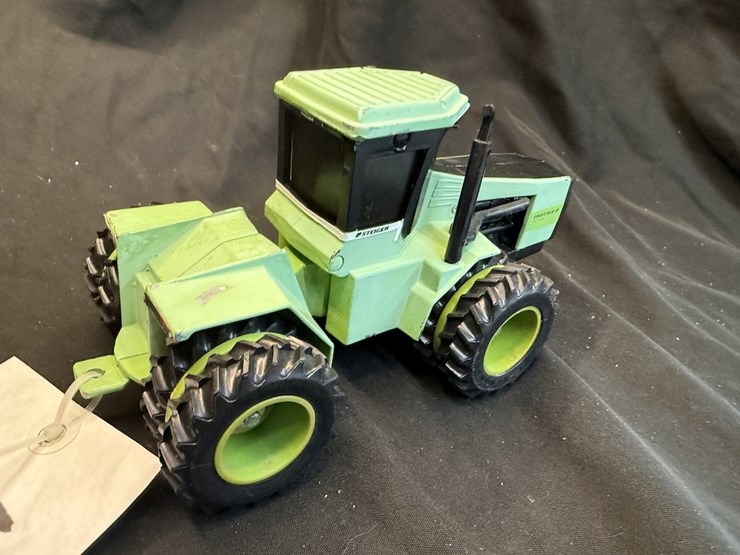 ertl-steiger-panther-cp-1400-image-5