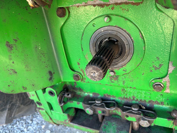 john-deere-7210-image-9