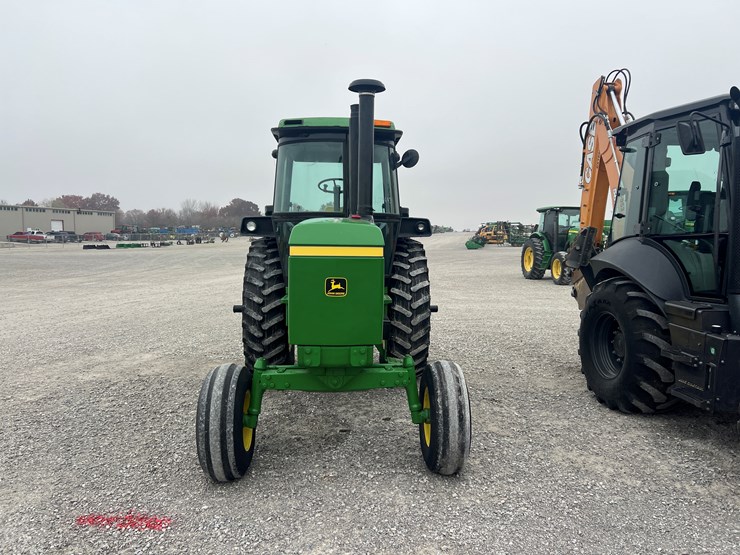 john-deere-4430-image-2