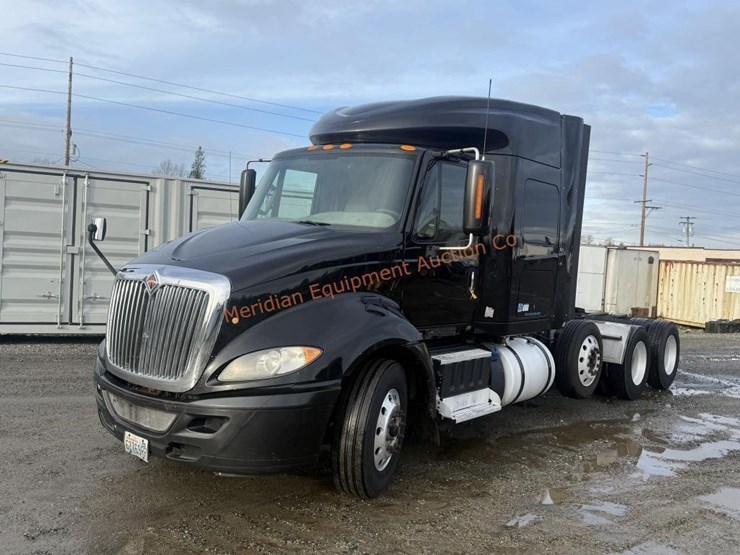 2017-international-prostar-image-12