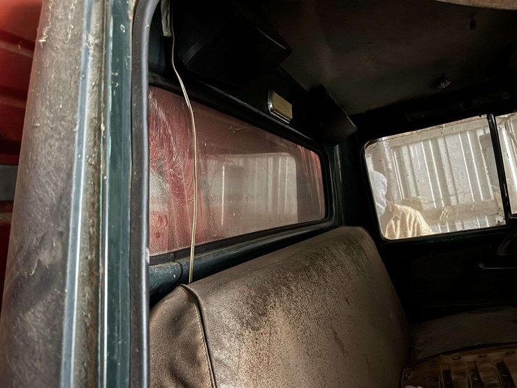 1964-international-loadstar-image-19