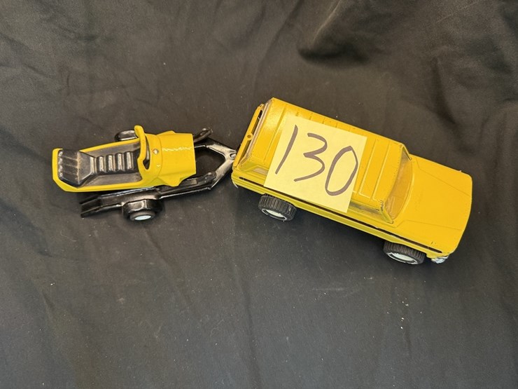 tonka-jeep-and-snowmobile-w/-trailer-image-2