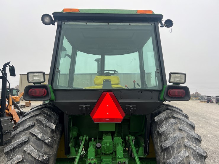john-deere-4430-image-9