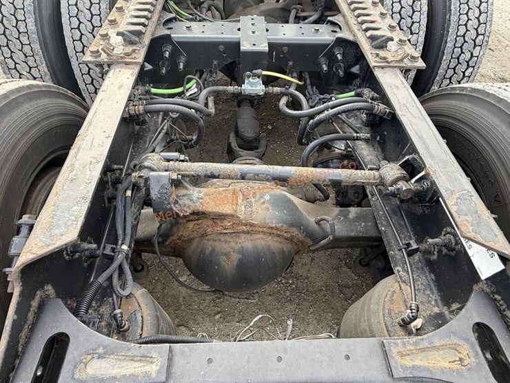 international-prostar-image-19