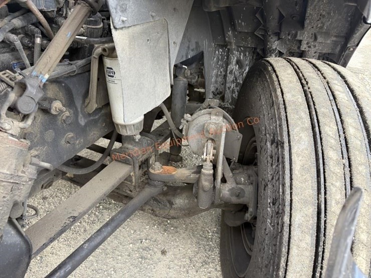 2017-international-prostar-image-25