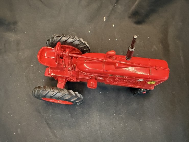 ertl-farmall-super-m-ta-image-4