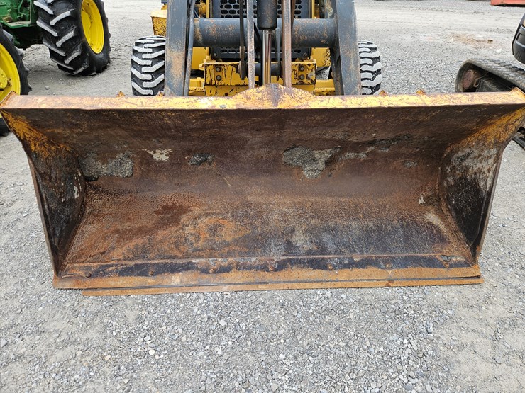 2007-deere-310j-image-3