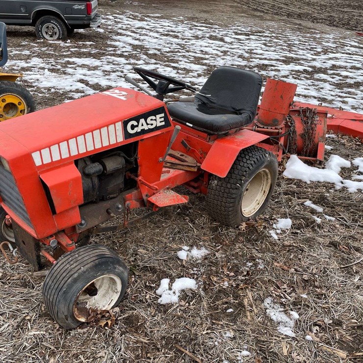 Case 222-78 Lawn and Garden Tractor w/ Mower Deck and Snow Blower