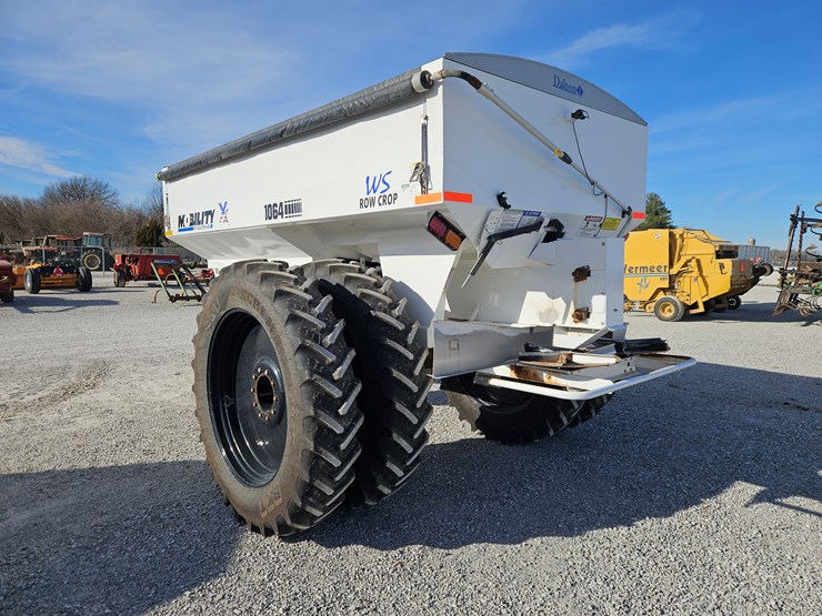#205214-•-2023-dalton-ag-products-1064-fert-spreader-image-5