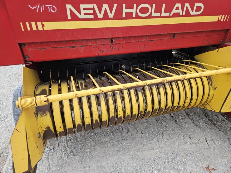 new-holland-316-image-3
