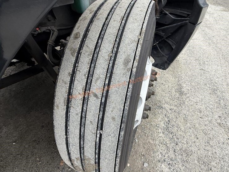 international-prostar-image-27