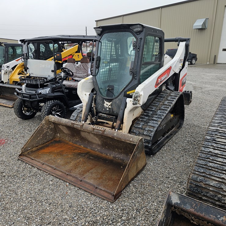 BOBCAT T66