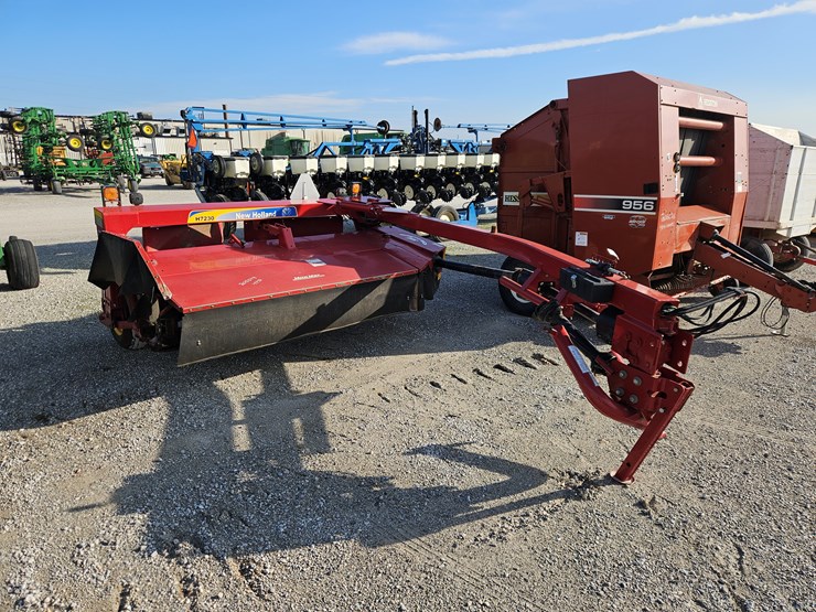 new-holland-h7230-image-1